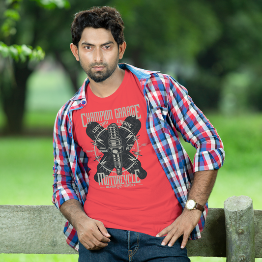 Champion Garage тениска с уникален дизайн
